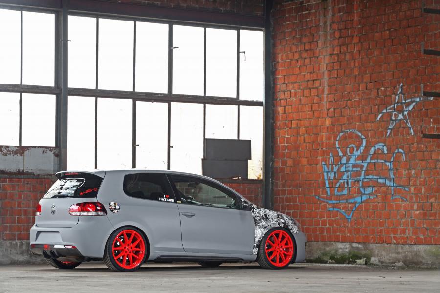  Volkswagen Golf GTi LeitGolf by CFC 2012 года  (фото 12 из 16)